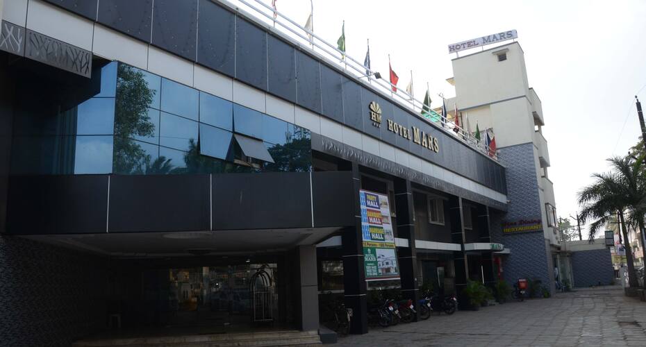 Hotel Mars Near Airport, Chennai 1